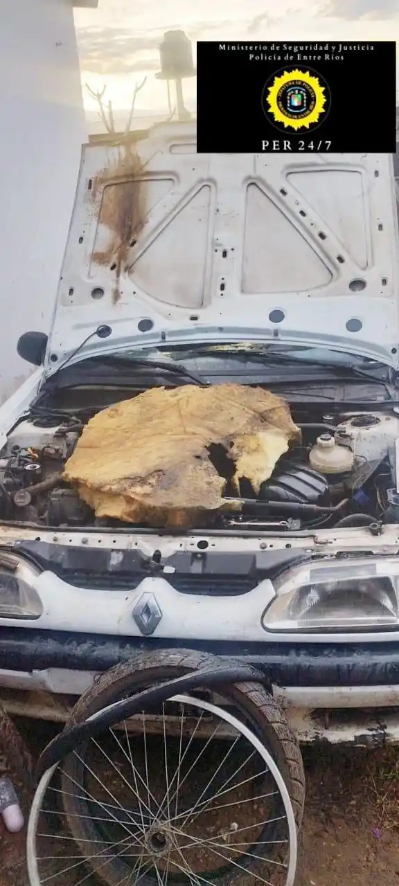 Detenido cuando intentaba prender fuego el automóvil de su pareja