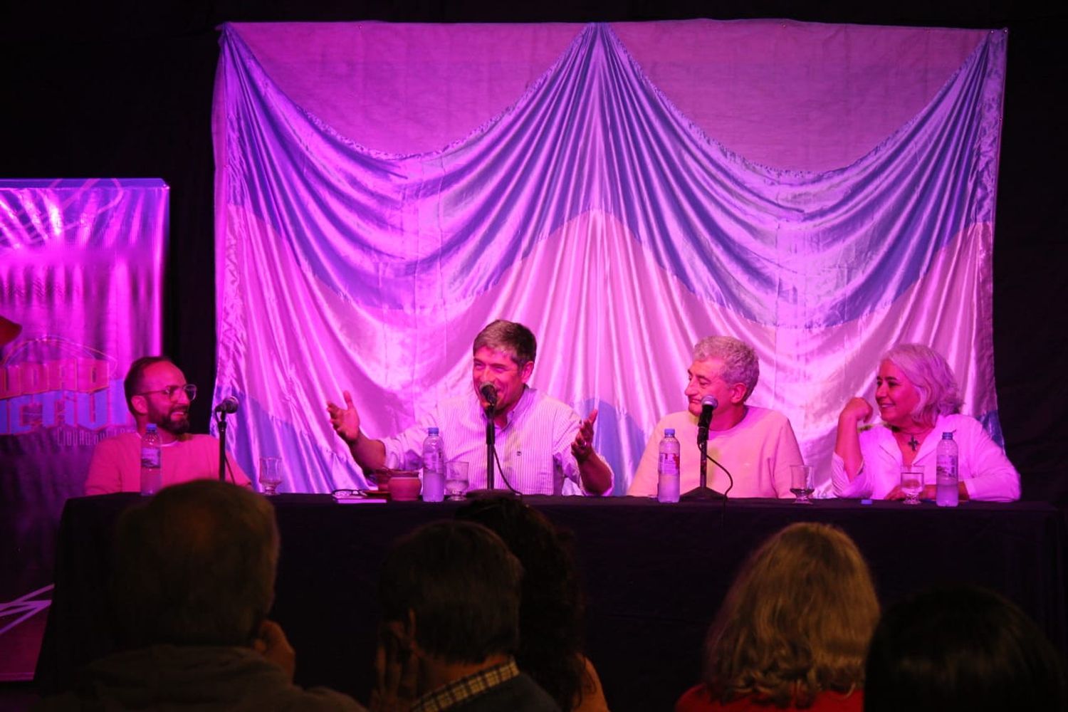 Nicolás Carrillo, Juan Manuel Abal Medina, Gustavo Barrera y Corina Alexander, en la presentación del libro sobre Juan Domingo Perón.