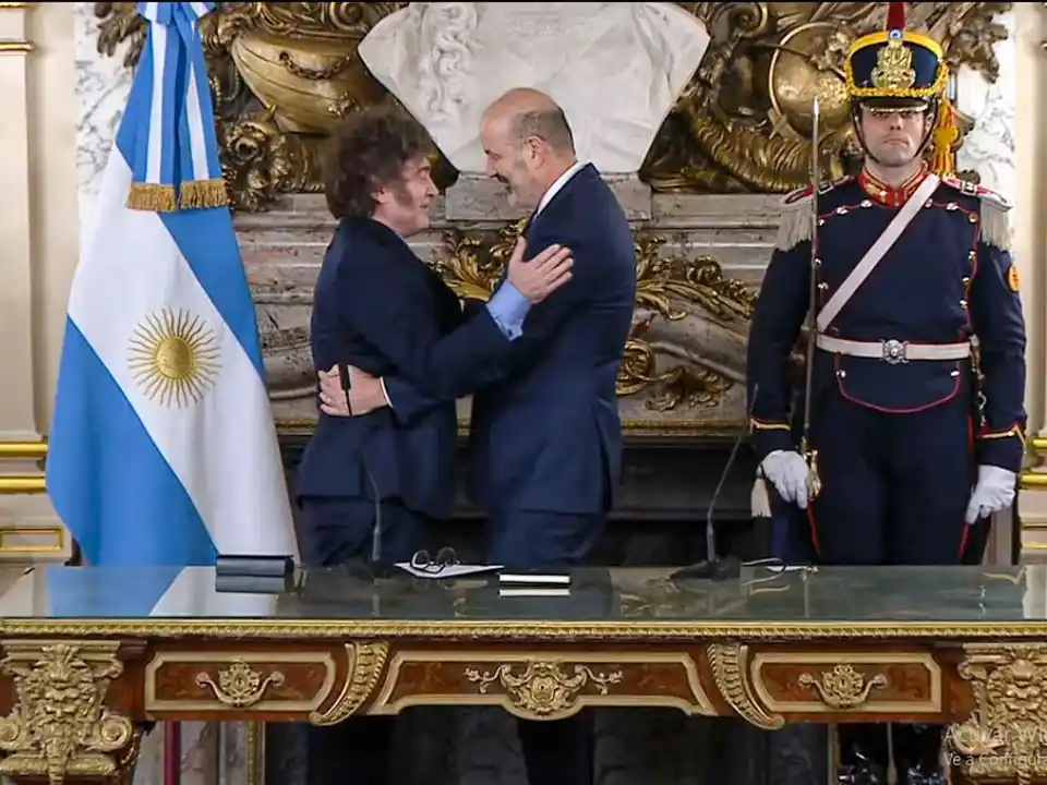 Vencen las facultades delegadas y Sturzenegger deberá buscar un nuevo marco para su agenda de desregulación