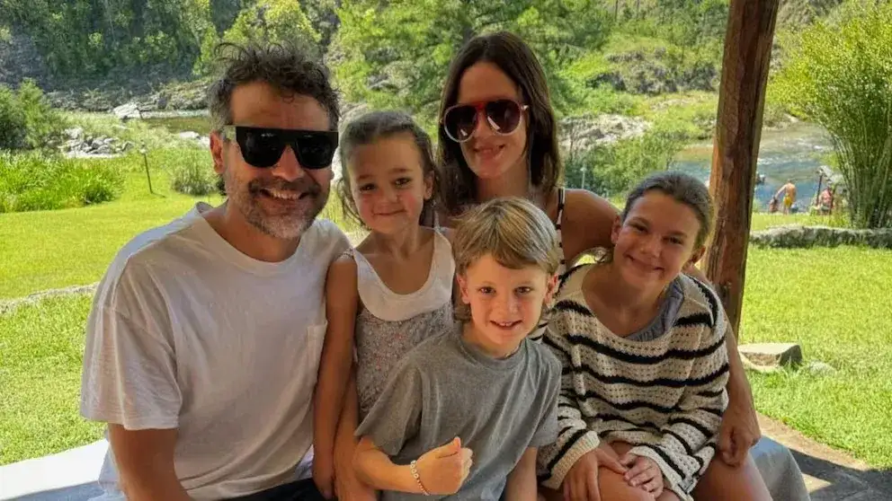 Paula Chaves aborda la percepción social de los cuerpos posparto, discutiendo la presión estética y su impacto en la autoimagen
