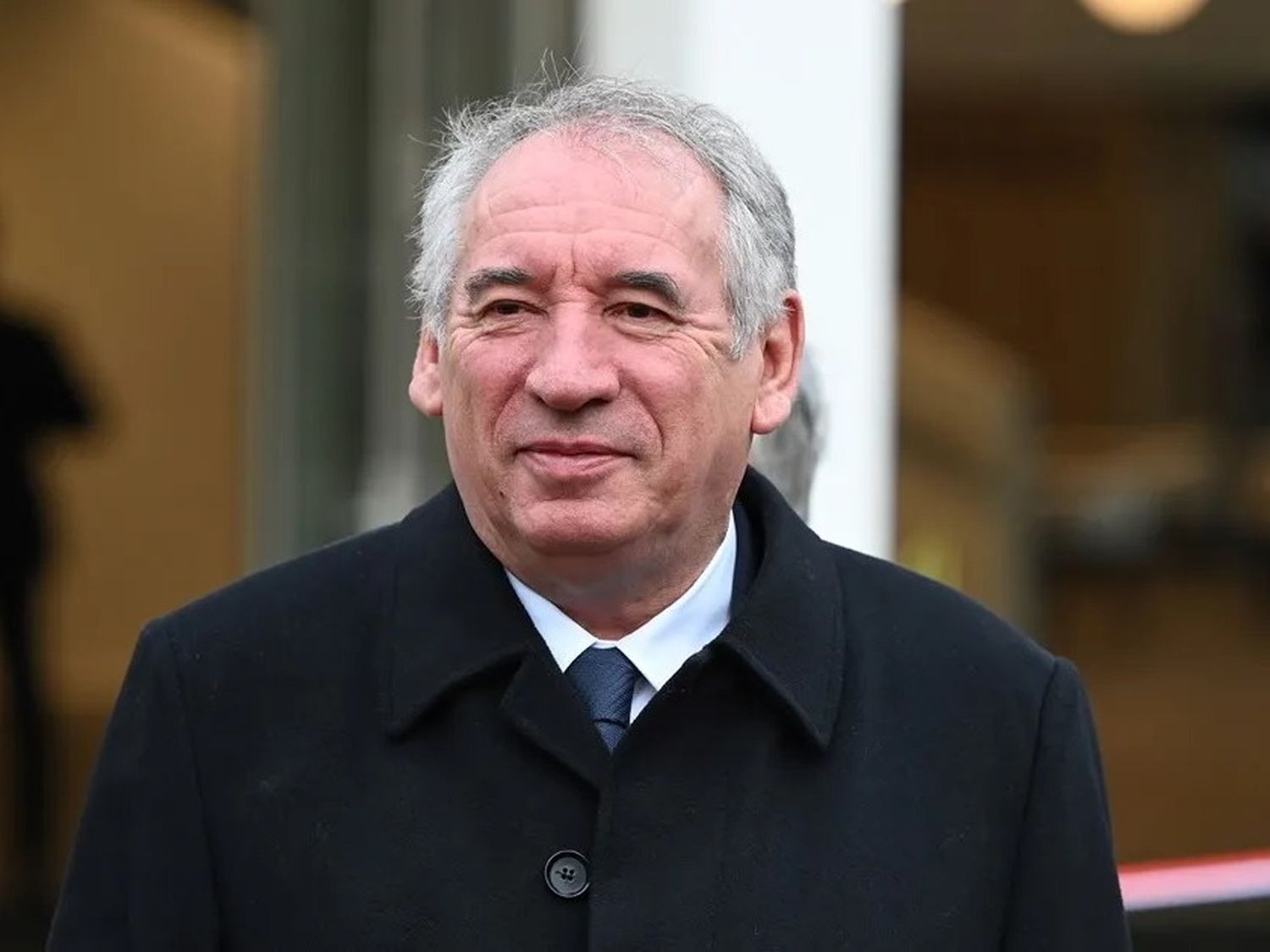 El Gobierno francés presentó un agresivo plan de ajuste fiscal para reducir el déficit