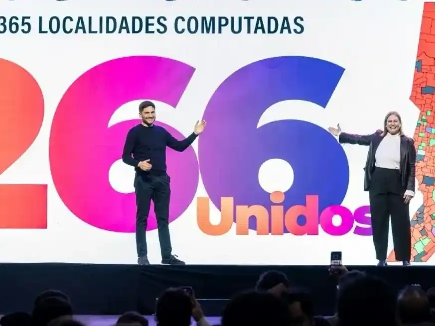 Pullaro celebró la victoria en 236 comunas santafesinas. Foto: Gentileza