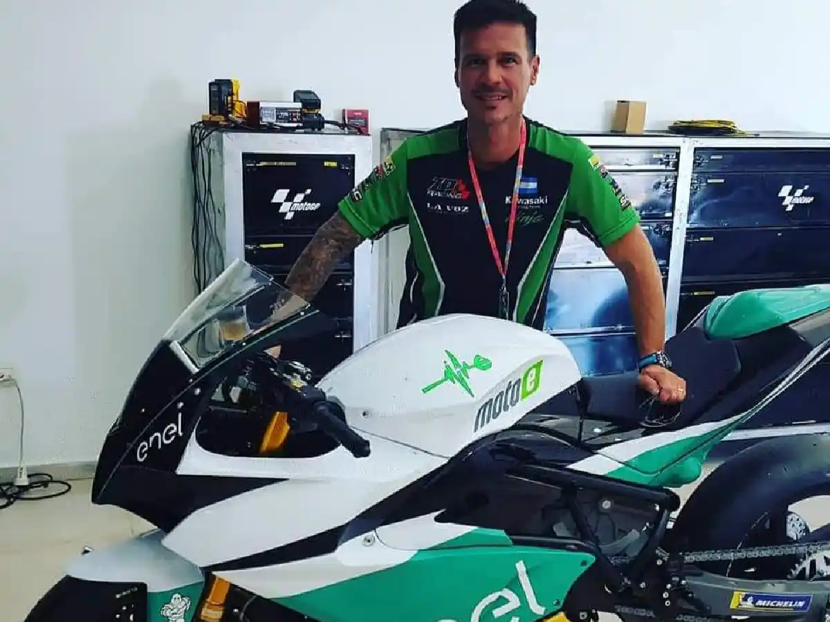 Porto presenta la moto eléctrica 