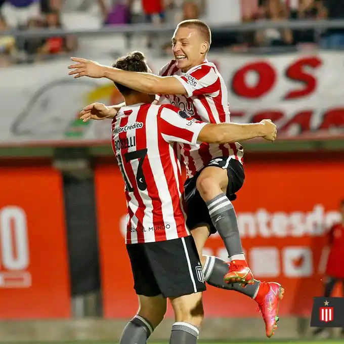 El festejo de Ascacíbar con Boselli.