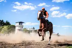 El Hipódromo de Tandil tuvo otra  atractiva jornada con siete carreras