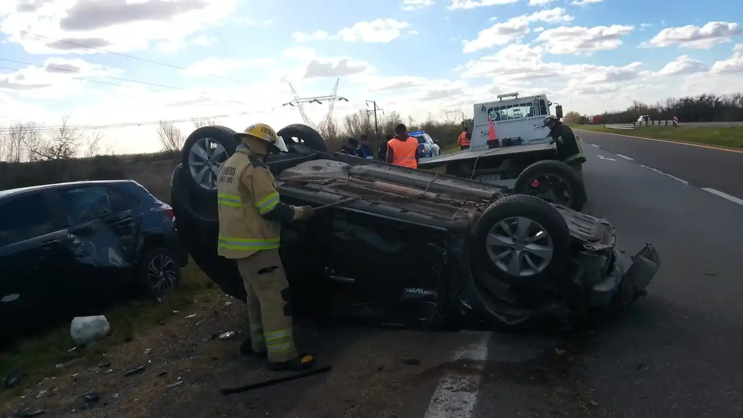 Choque frontal y vuelco en la Autovía 12: un hombre de 79 años resultó herido