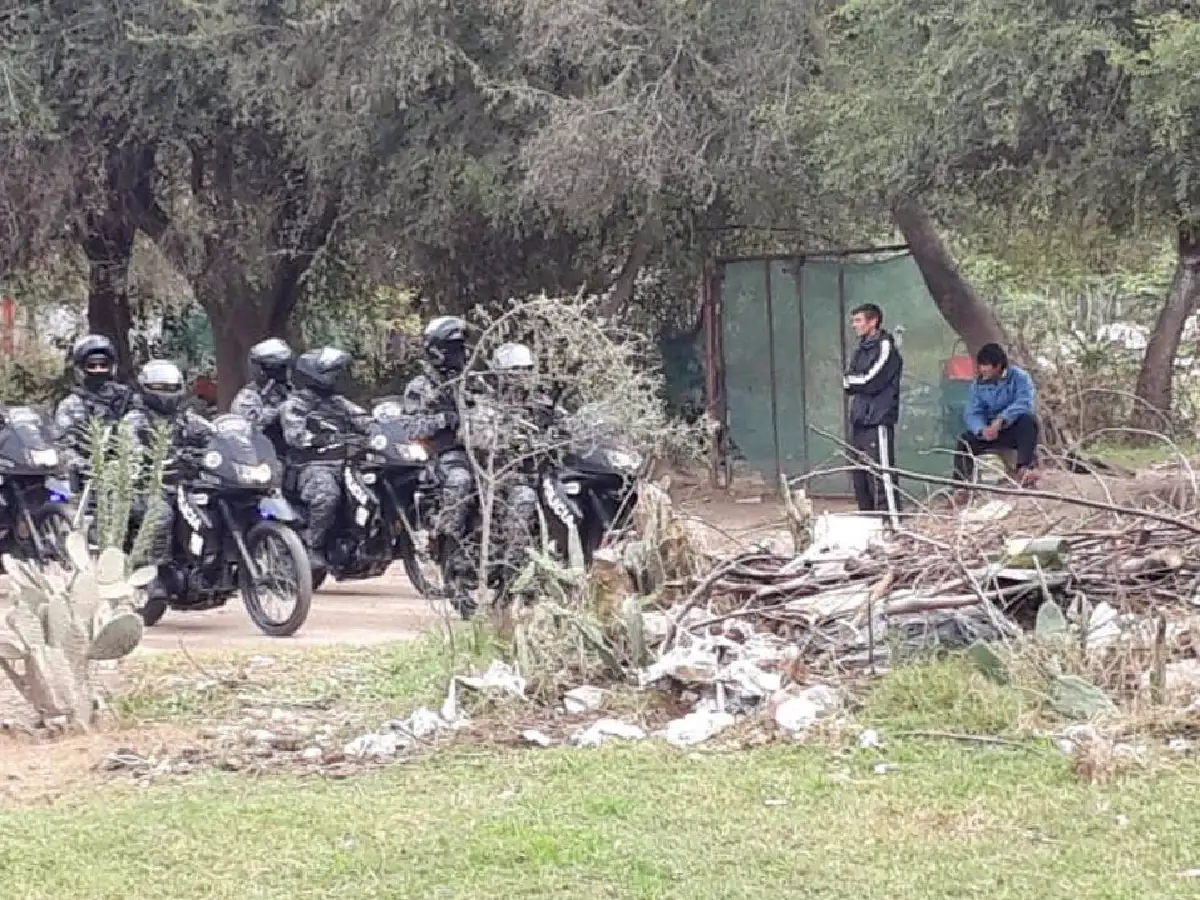 Apartaron al policía acusado de abusar de su sobrina