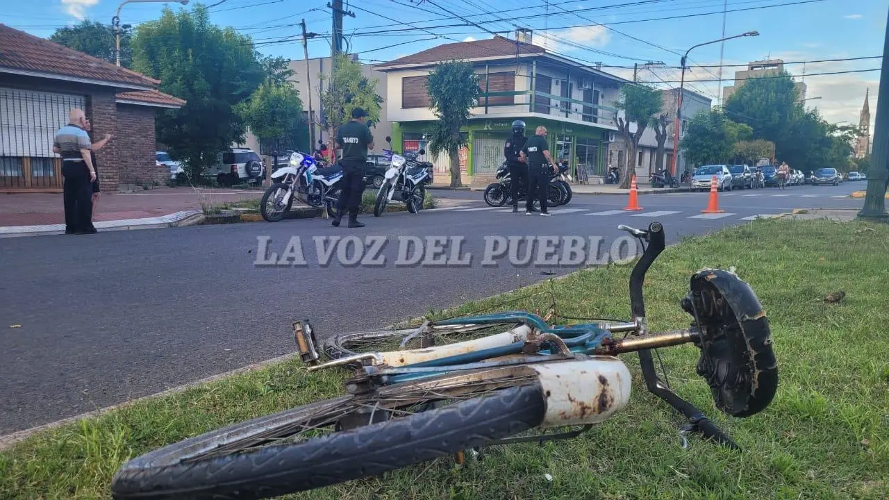 Un ciclista resultó golpeado en un accidente de tránsito