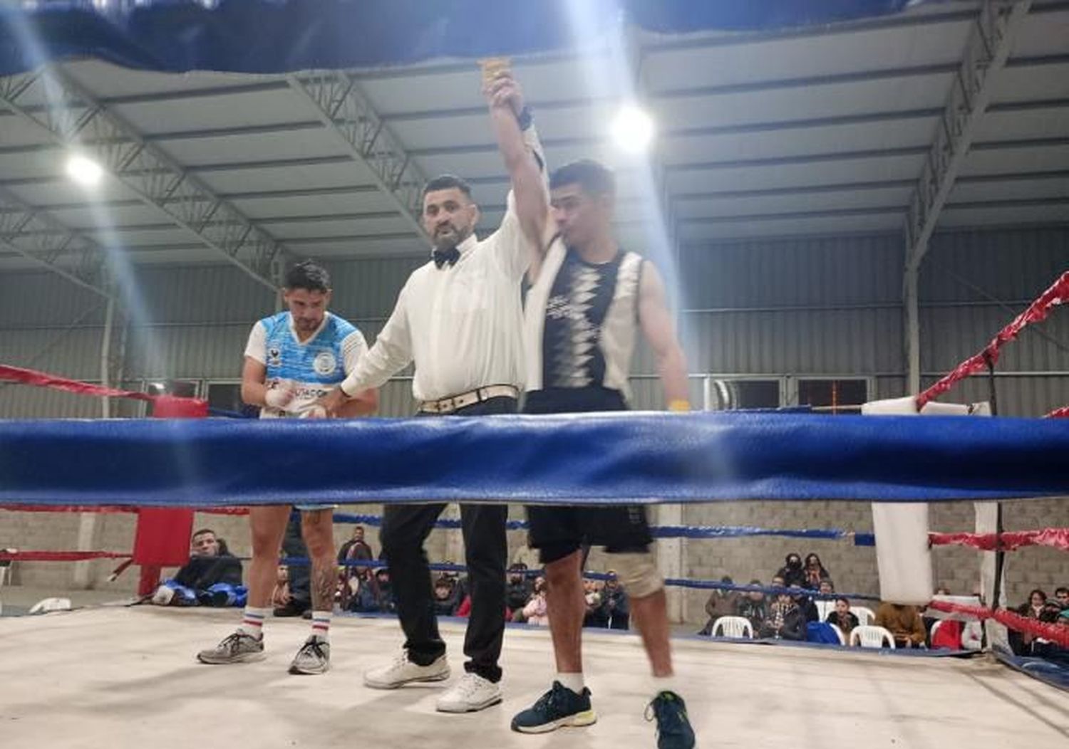 Boxeo: representantes de la Escuela Municipal participaron de una velada en Baradero