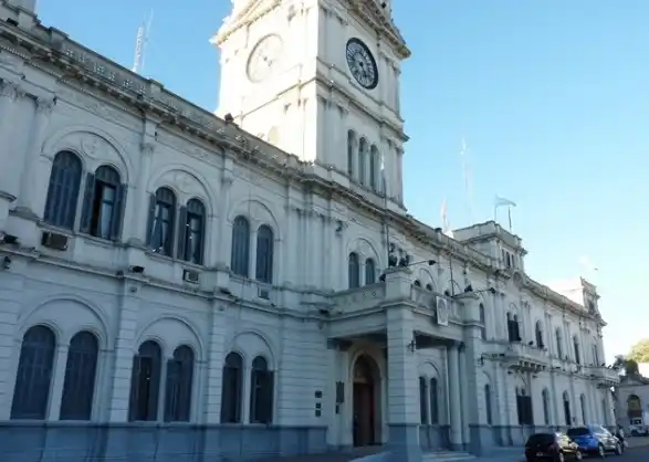 El Gobierno provincial convocó a los gremios docentes para el jueves