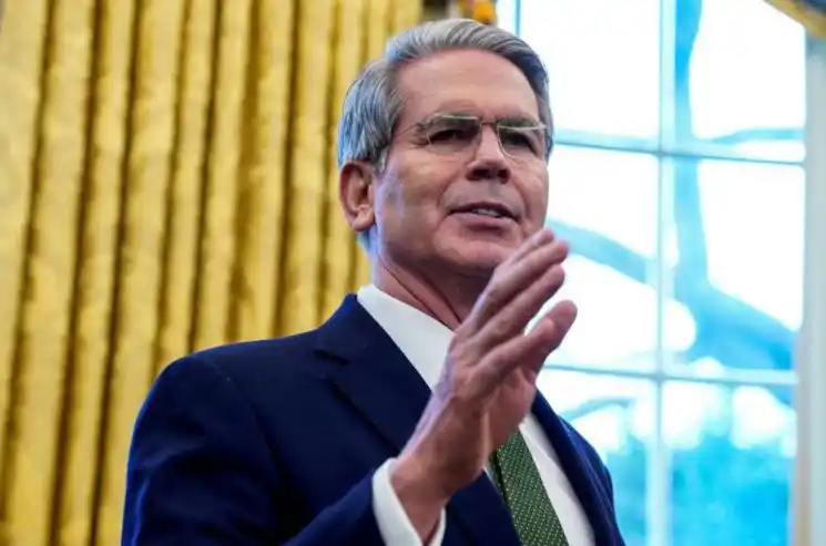 ¡CALLADITOS se ven más BONITOS! Secretario del TESORO de EE. UU. recomienda no protestar para evitar  más aranceles