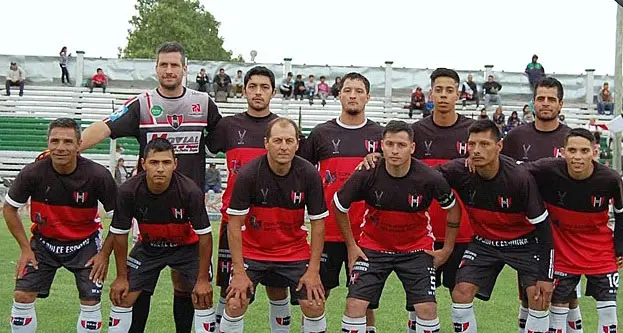 Taponazo lidera el torneo de primera de la Liga Amateur
