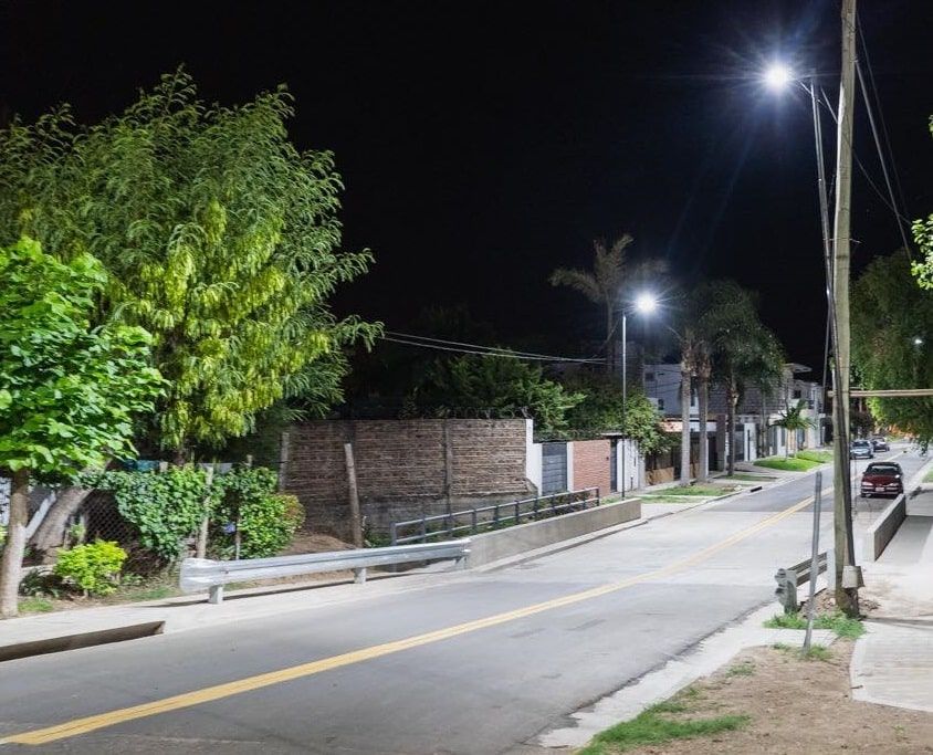 La Municipalidad de Paraná continúa el plan para mejorar el sistema lumínico de la ciudad y ahorrar energía