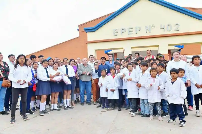 Solís acompañó el segundo
día de gira en Tres Pozos