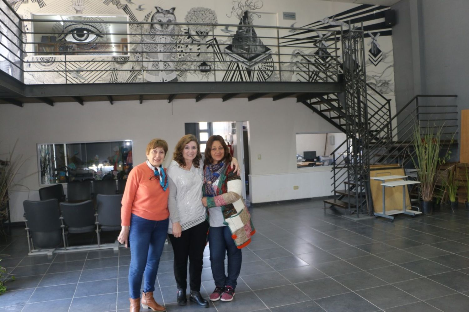 En la biblioteca Manuel Belgrano se proyecta la obra "campesinos y atardeceres"