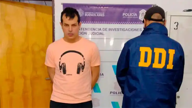 Descuartizó a su amigo y escondió las partes del cuerpo en una heladera