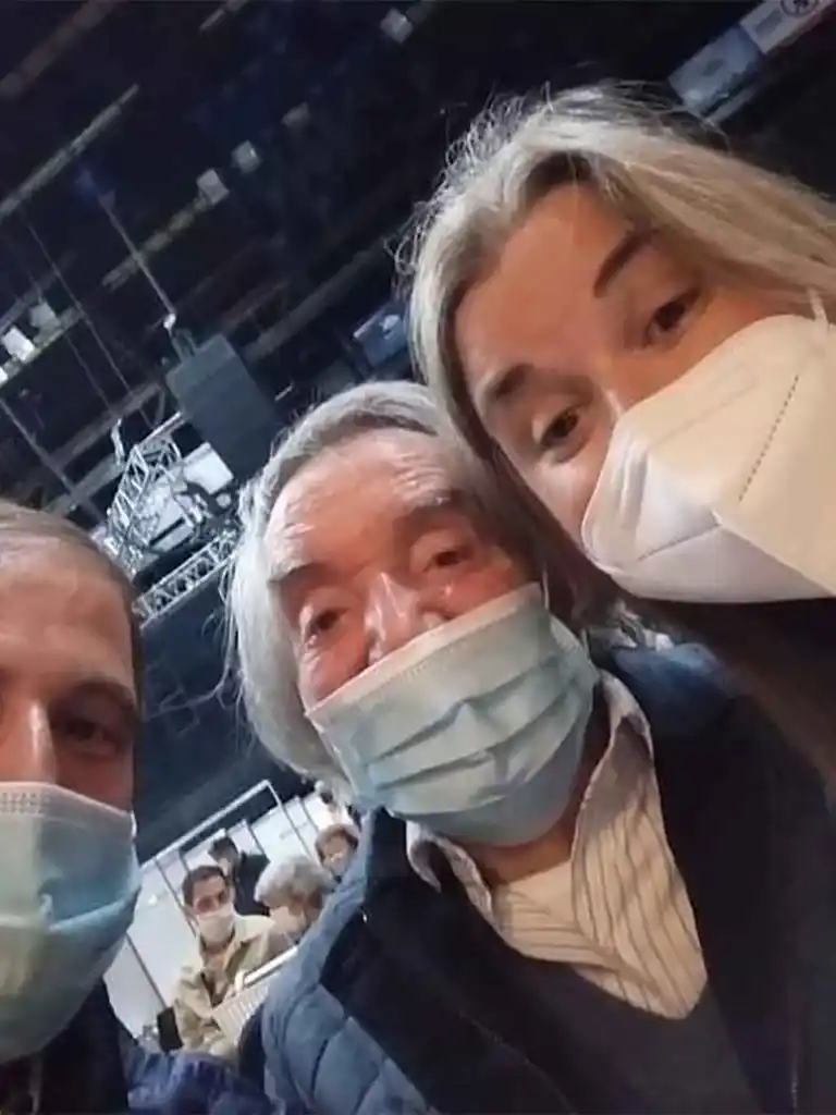 Carlitos Balá se vacunó contra el coronavirus