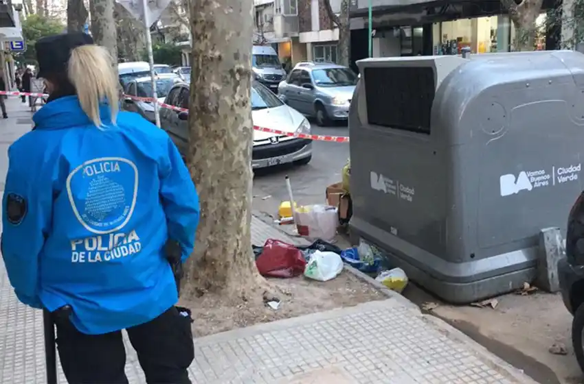 Hallaron muerto dentro de un contenedor a un bebé recién nacido