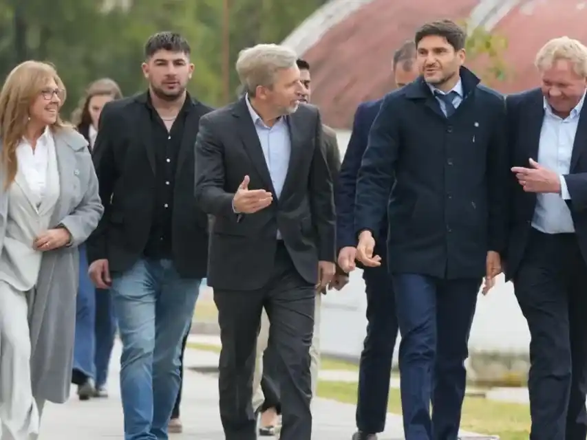 “Santa Fe y Entre Ríos representan al interior productivo de la República Argentina”, afirmó Pullaro, en la vecina provincia.