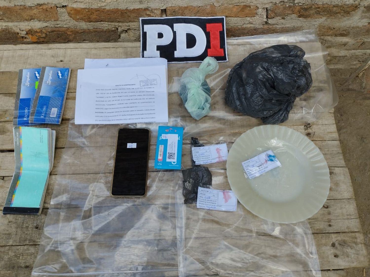 PDI allanó seis domicilios en simultaneo por microtráfico