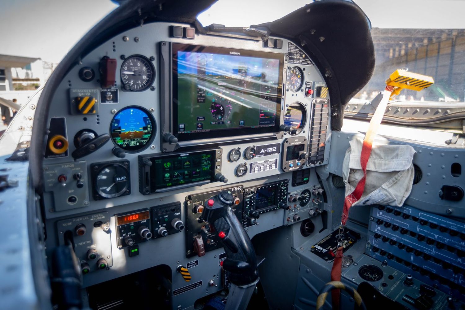 Presentaron el primer Tucano modernizado por una pyme de Tandil para la Fuerza Aérea