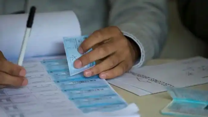 Todo el sistema electoral está en debate y La Opinión relevó qué hacen y que esperan quienes tienen aspiraciones para competir en las legislativas.