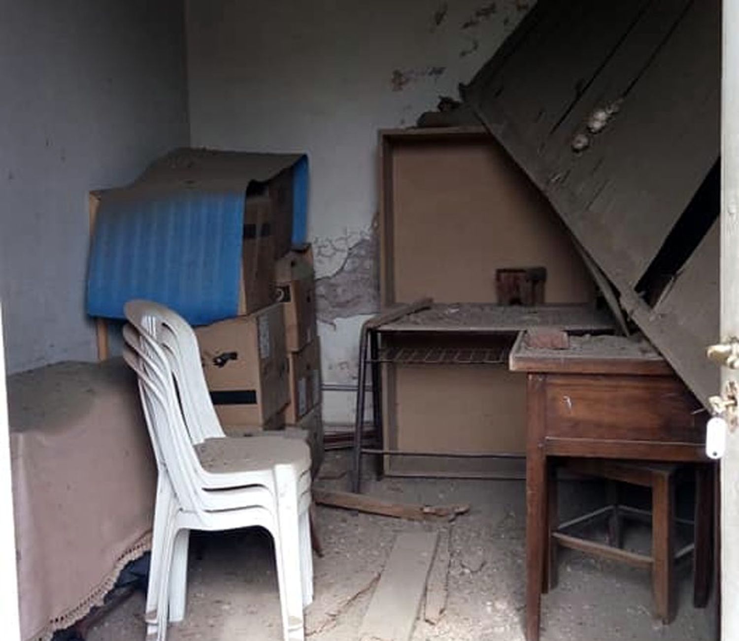 Se cayó el cielorraso de un aula del Conservatorio de Música
