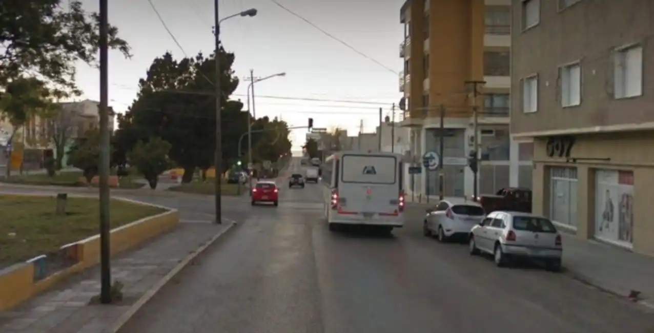 Comodoro Rivadavia: cortó la luz en la oficina y atacó con un cuchillo a su compañero