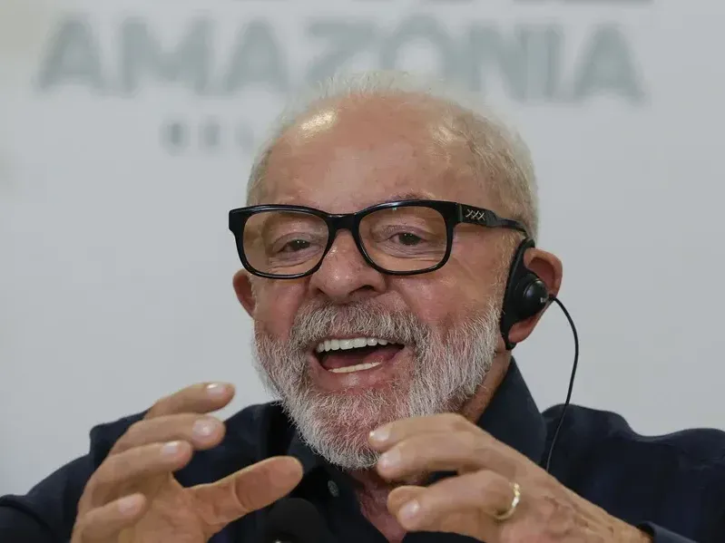 Lula da Silva  durante una entrevista con periodistas de agencias de noticias internacionales). EFE