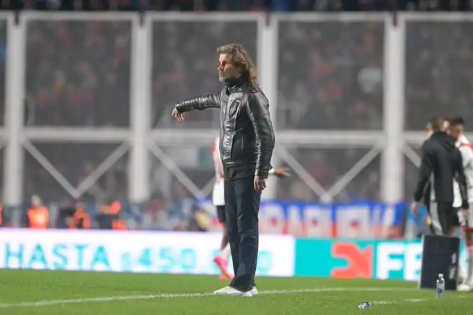 Insúa, entrenador de San Lorenzo.