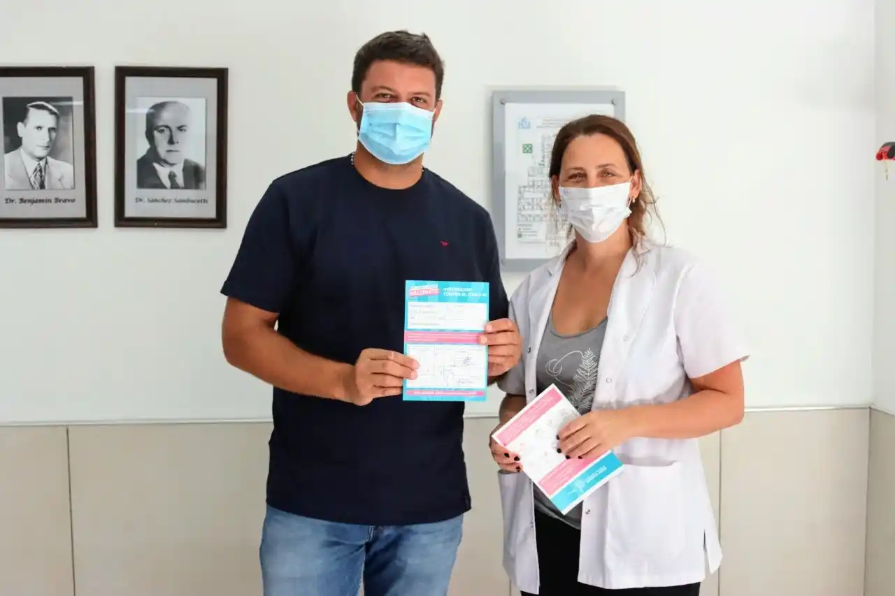 El intendente Nanni se aisló por ser contacto estrecho a pesar de tener las dos dosis de la Sputnik