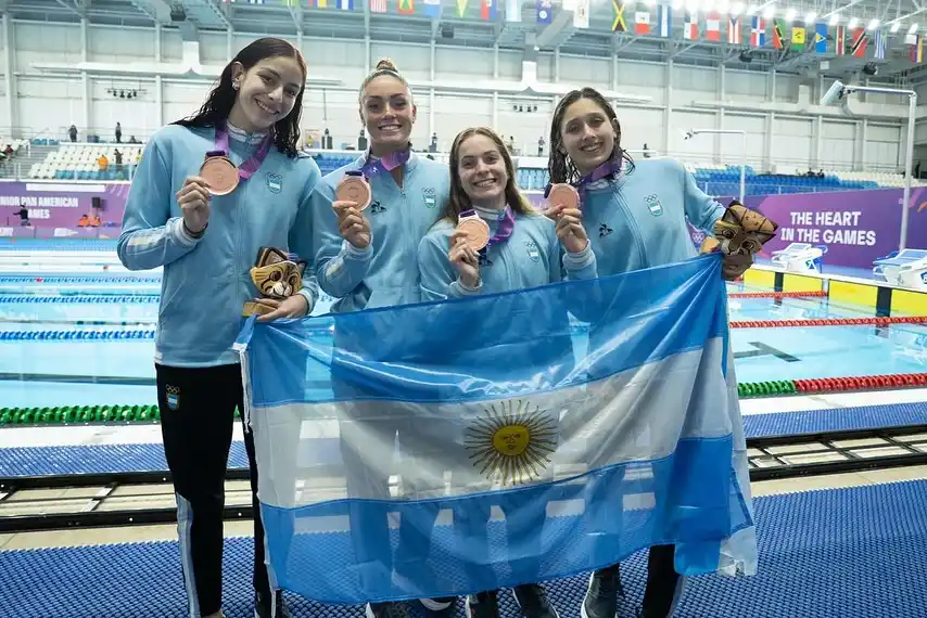 Las cuatro nadadoras argentinas que sumaron el bronce para Argentina.
