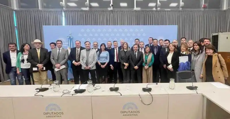 Transporte: Jofré y sus pares presentaron 
proyecto para crear un fondo compensador