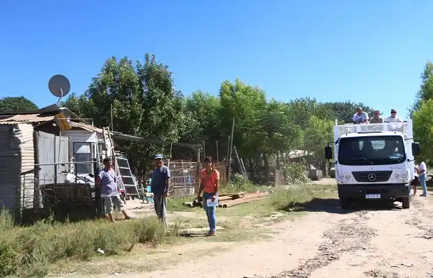 Entregaron viviendas a 31 familias del asentamiento de Tropas y Ayacucho