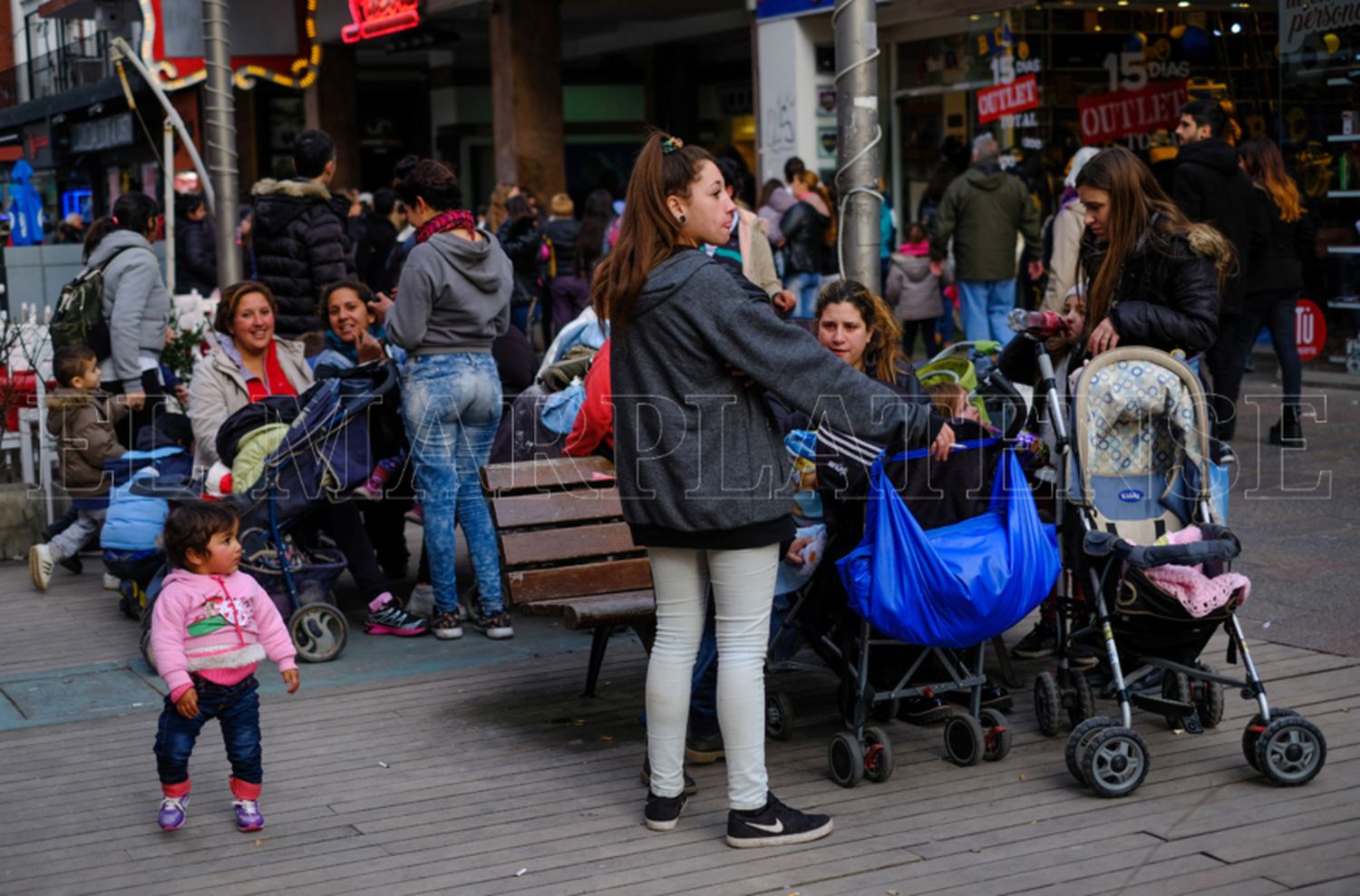 Sin lluvias pero con nubes, arrancan las vacaciones de invierno