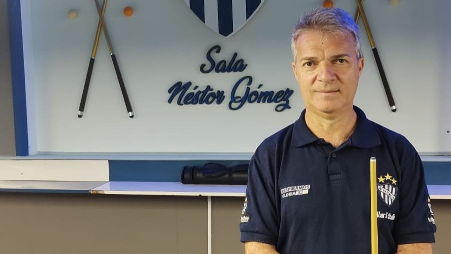 Gustavo Zito en la Sala "Néstor Gómez" del Club Rivadavia