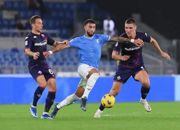Lazio venció a Fiorentina en el cierre de la fecha