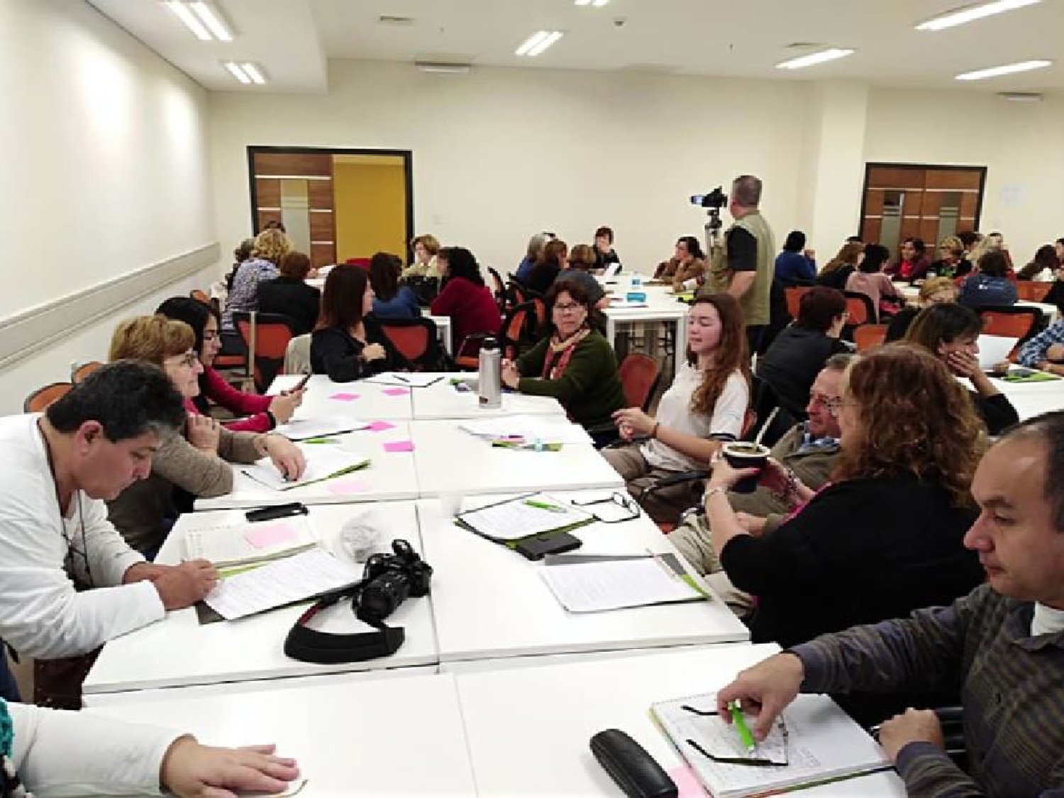 Colonia Vignaud: estudiantes debatieron sobre la “Mujer Rural”