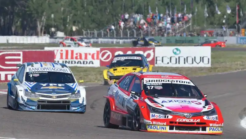 Rossi ganó la final de Super TC2000 en General Roca