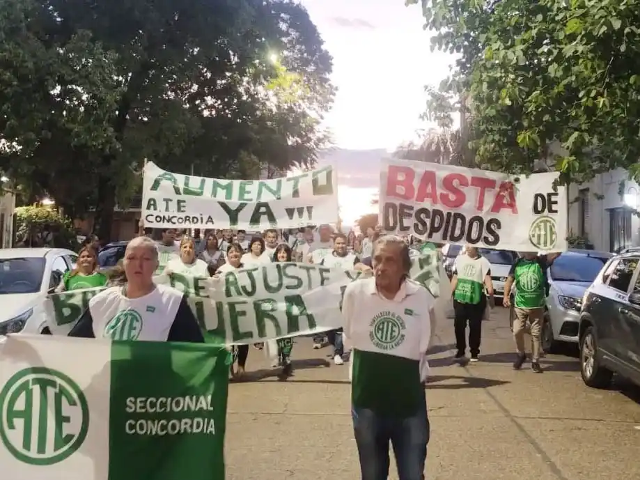 Masiva movilización en Concordia contra el ajuste y por los derechos laborales