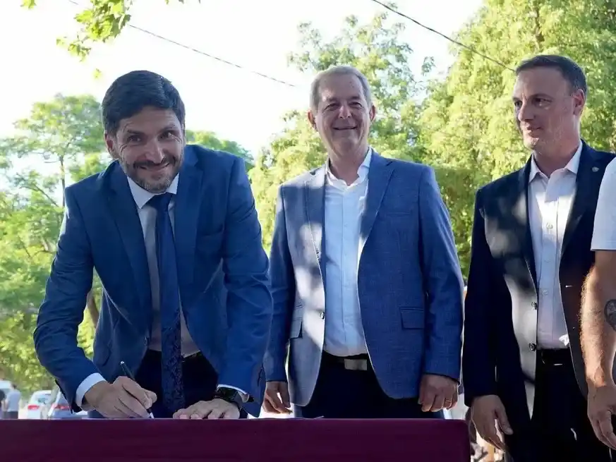 El gobernador santafesino valoró la ejecución de obra pública en el territorio.