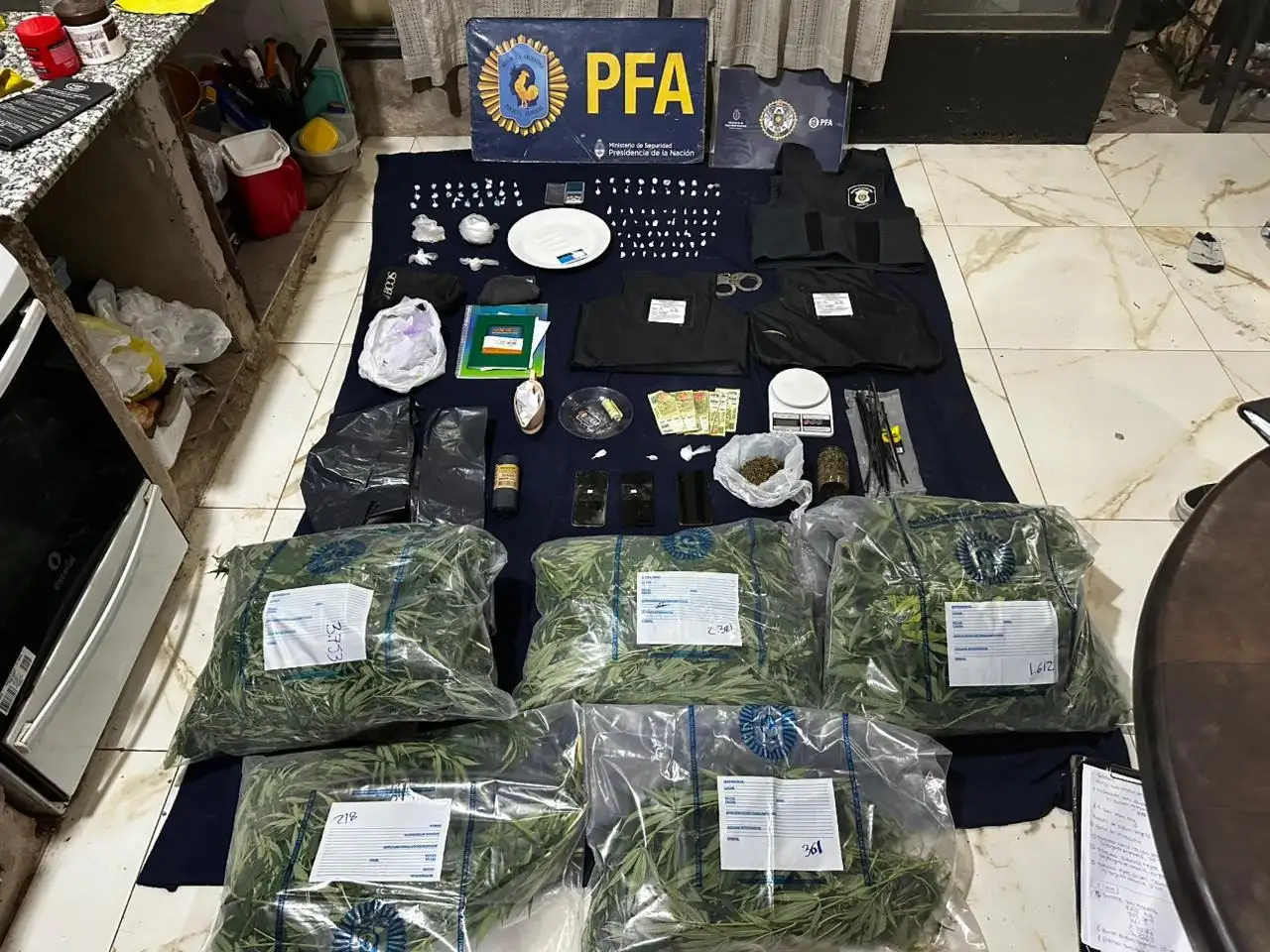 Desarticularon una banda narco que operaba en Moreno