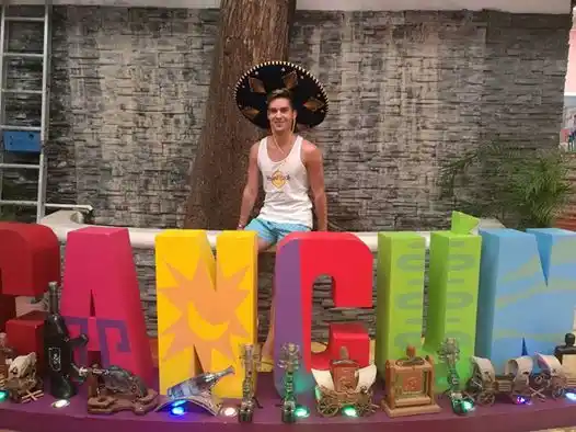 Lucas García se llevó tres medallas y todos los aplausos en Cancún Danza