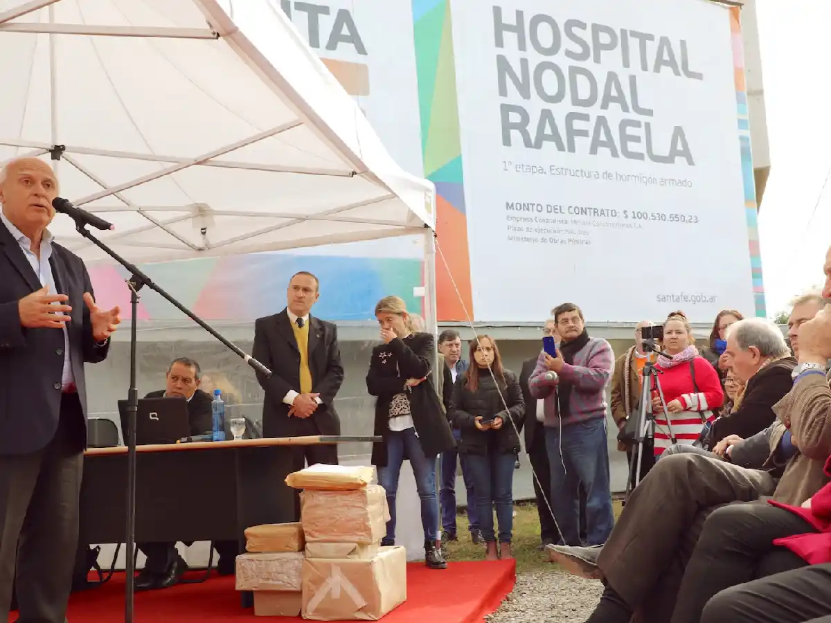 Se abrieron los sobres para la licitación de la segunda etapa del Hospital de Rafaela 
