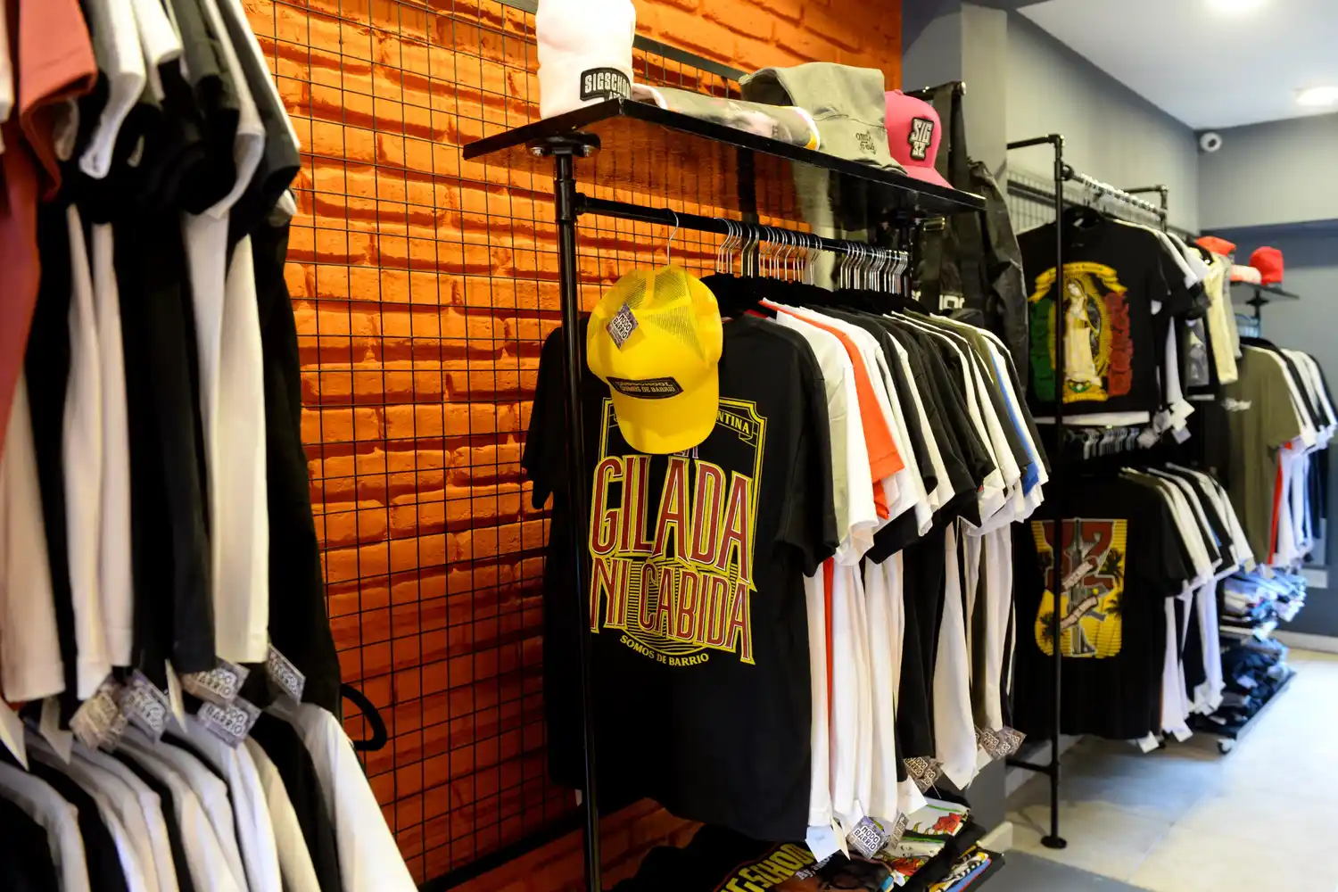 El Gobierno Nacional anunció una baja de impuesto para los productos importados