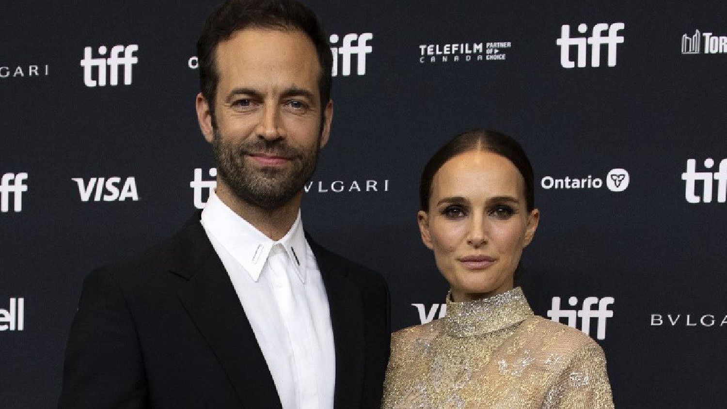 Natalie Portman pasa supuesta infidelidad de su esposo en partido de fútbol