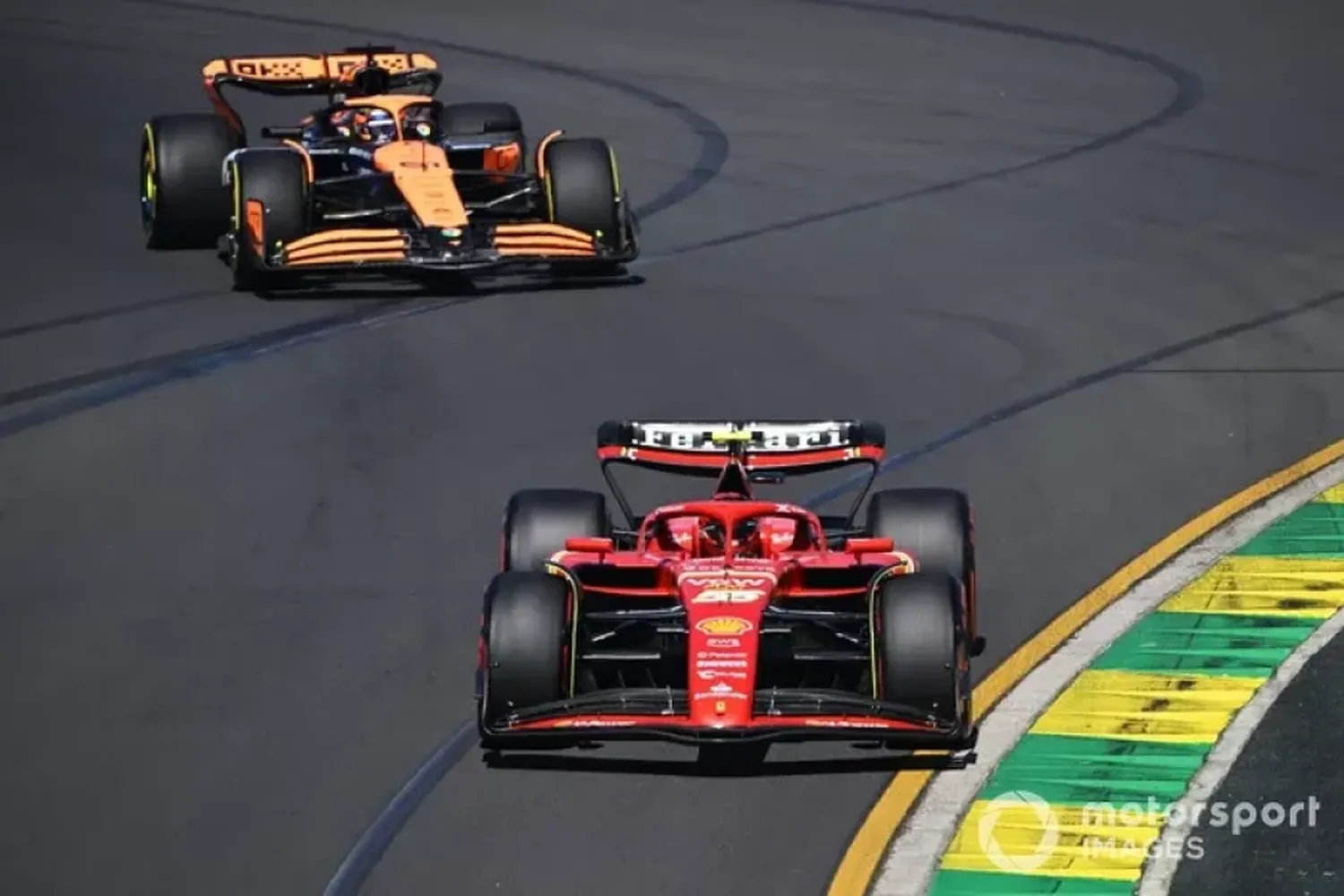 Leclerc lideró el entrenemiento 2 en Australia