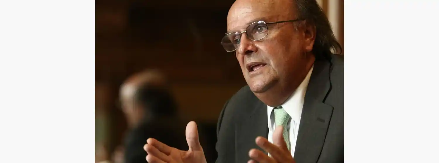 Para De Mendiguren, la vacunación en Argentina debe ser obligatoria