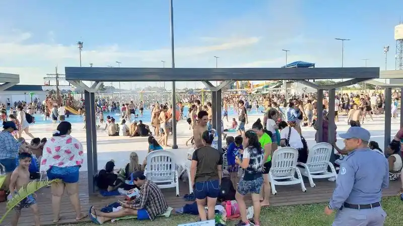 El parque acuático batió un récord: más 
de 18000 personas lo disfrutaron el domingo
