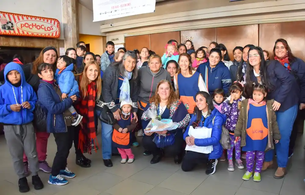 Día de cine para los niños de los Centros de Desarrollo Infantil